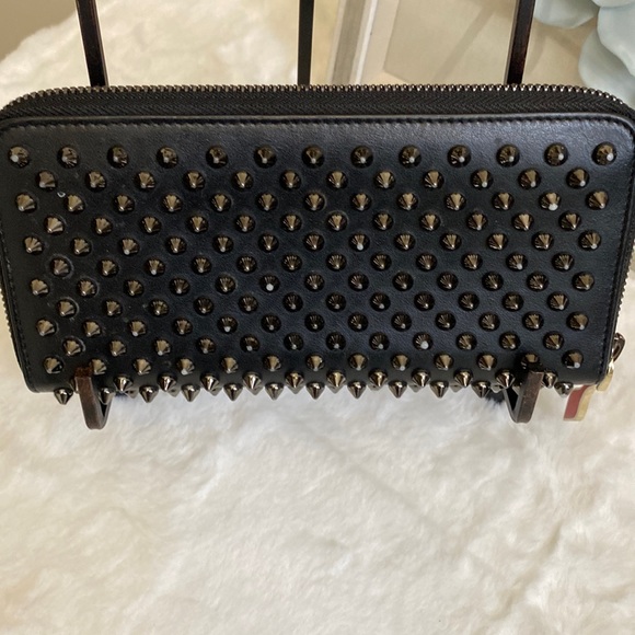 Christian Louboutin Handbags - Christian Louboutin Zippy Wallet